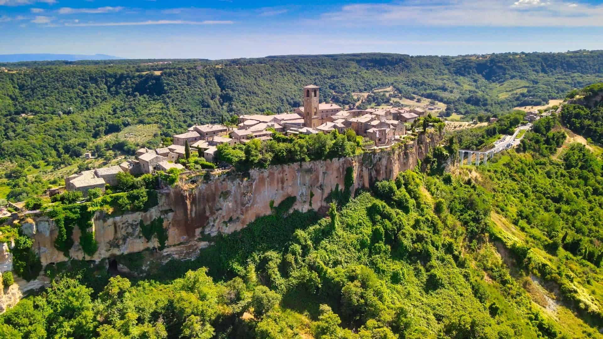 Civita di Bagnoregio vista dall'alto