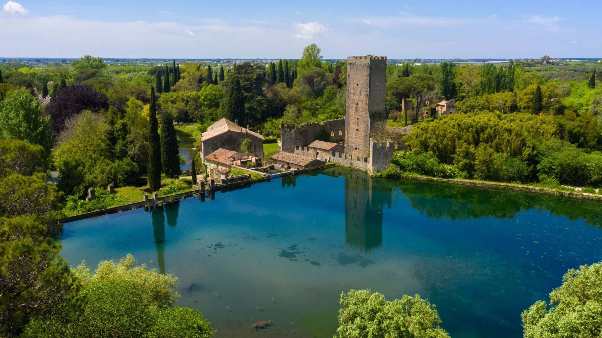 Giardino di Ninfa visto dall'alto