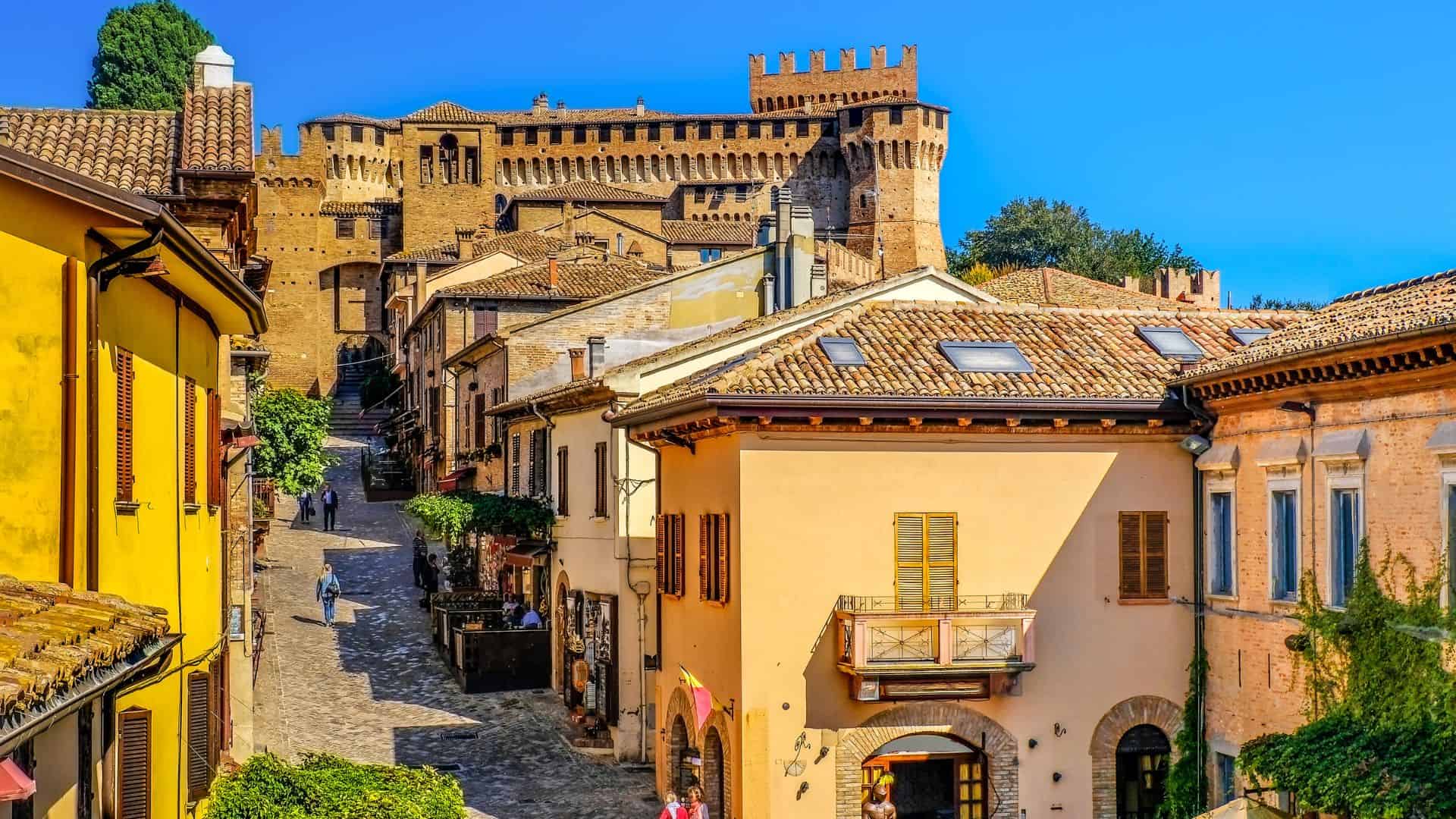 Il centro storico di Gradara