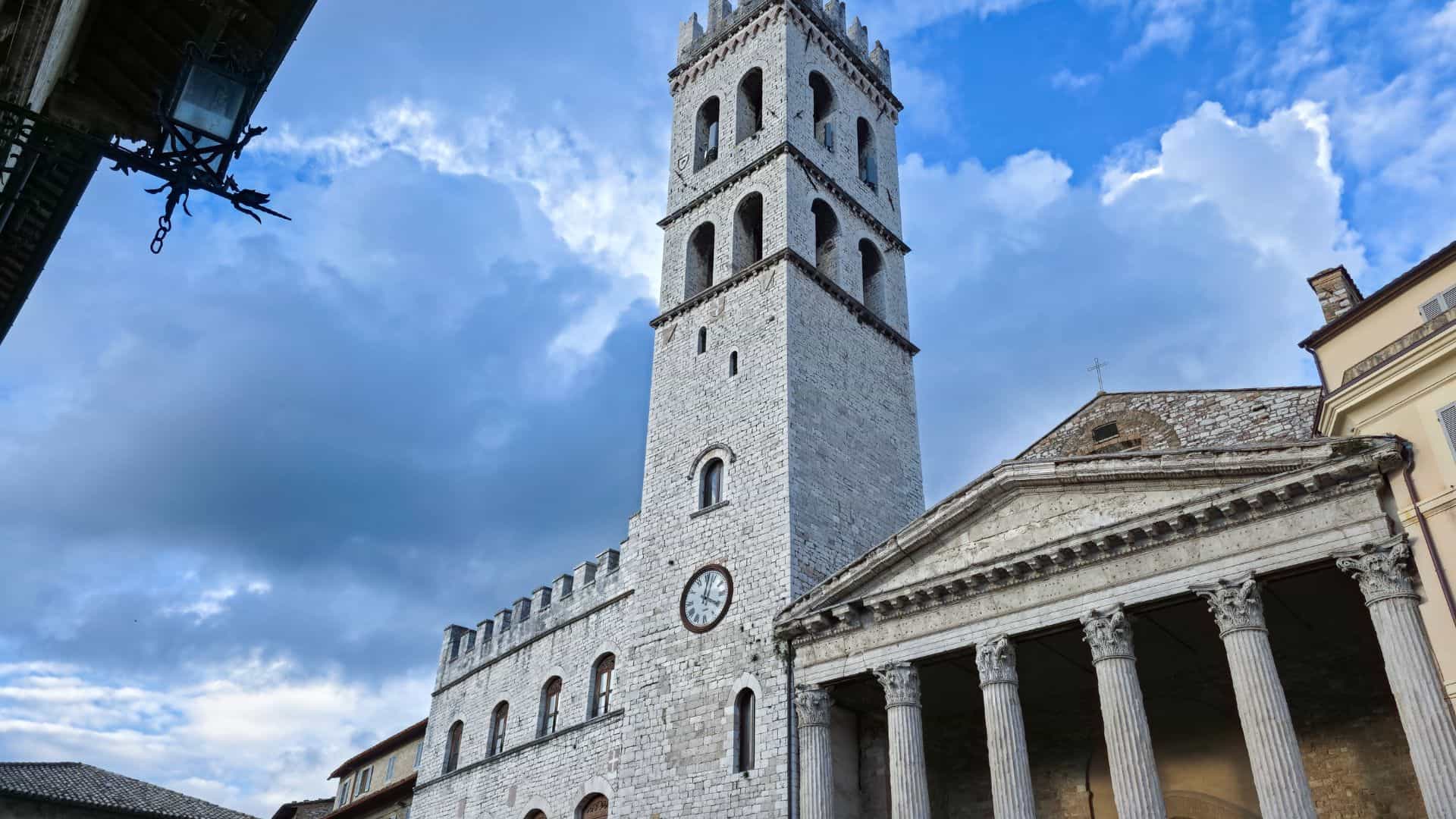 La Torre del Popolo ad Assisi