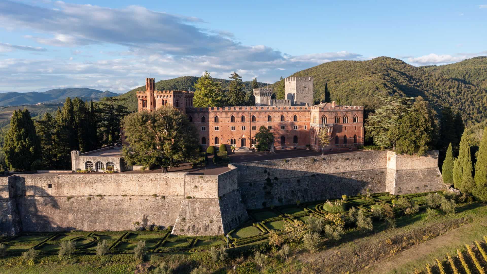 Vista panoramica sul Castello di Brolio
