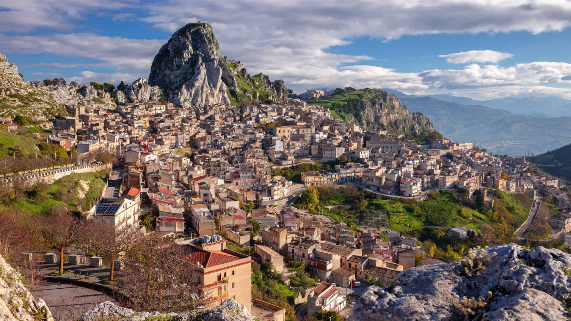 Vista panoramica su Caltabellotta