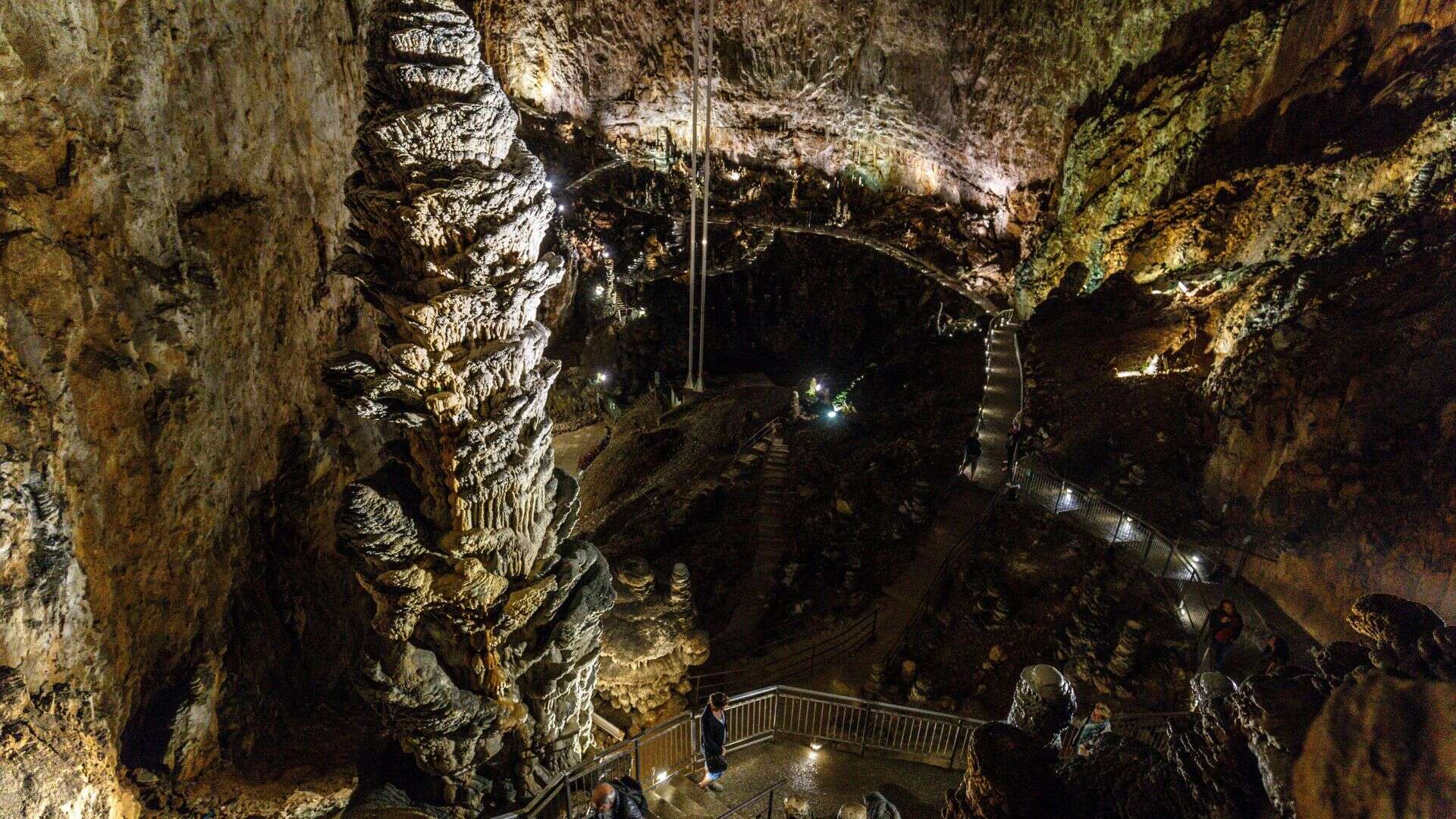 L'interno della Grotta Gigante