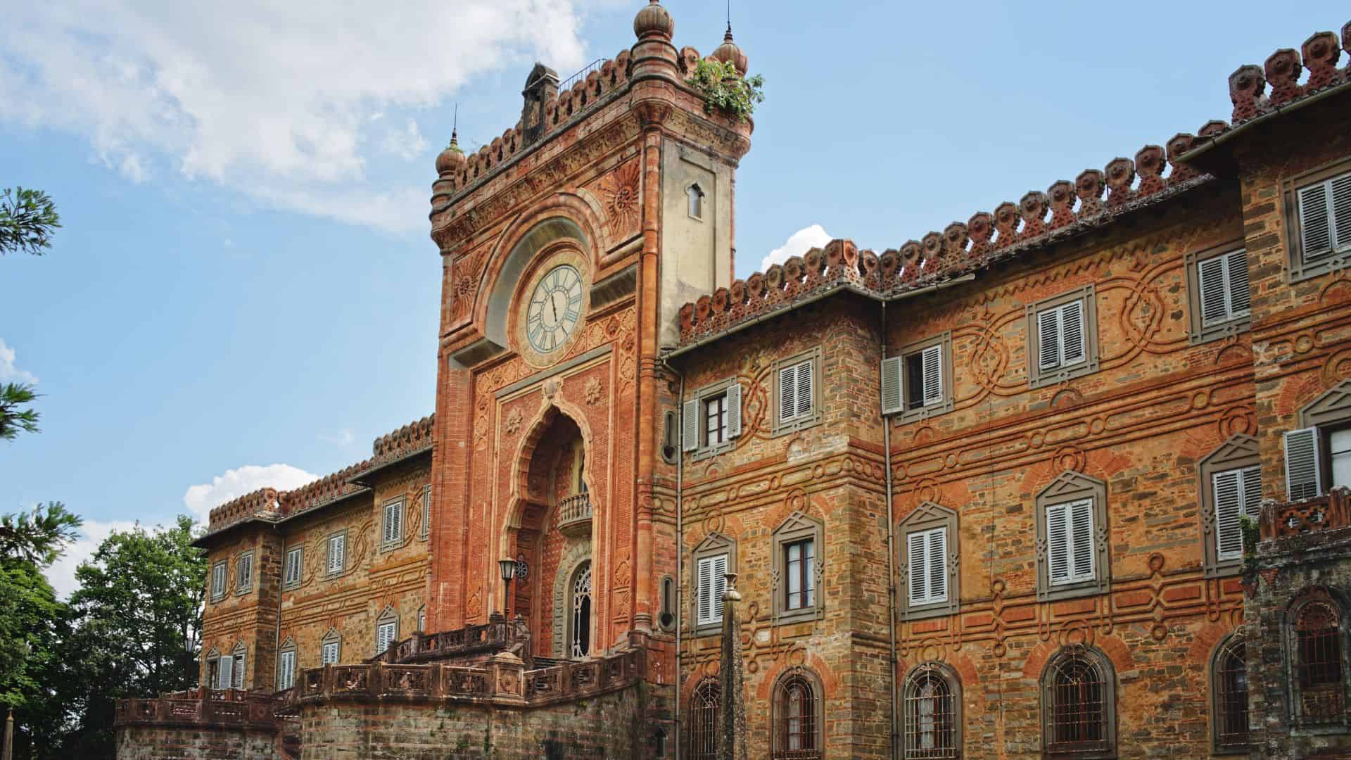 La facciata del Castello di Sammezzano