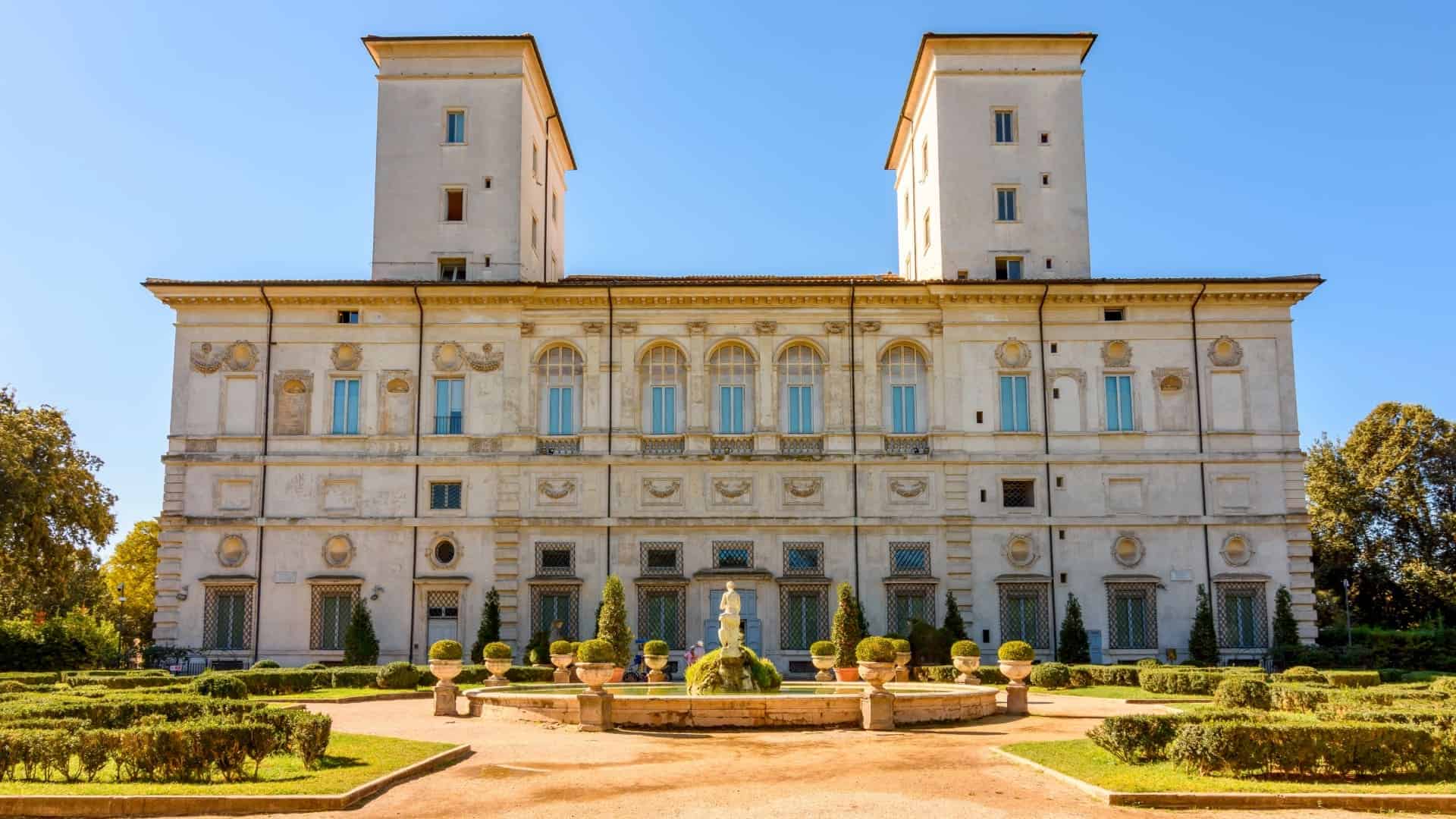 La facciata di Galleria Borghese