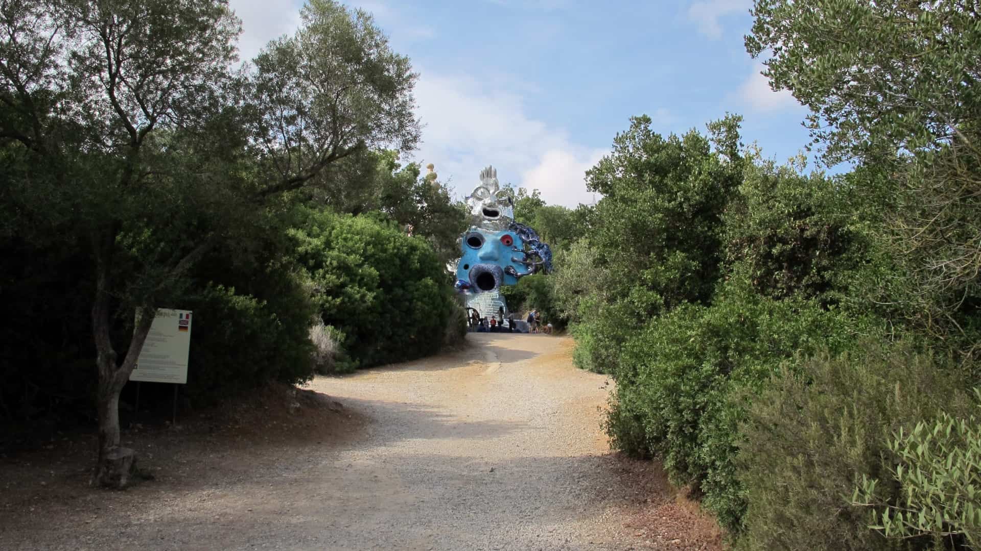 Il Giardino dei Tarocchi a Pescia Fiorentina. Foto di Sailko