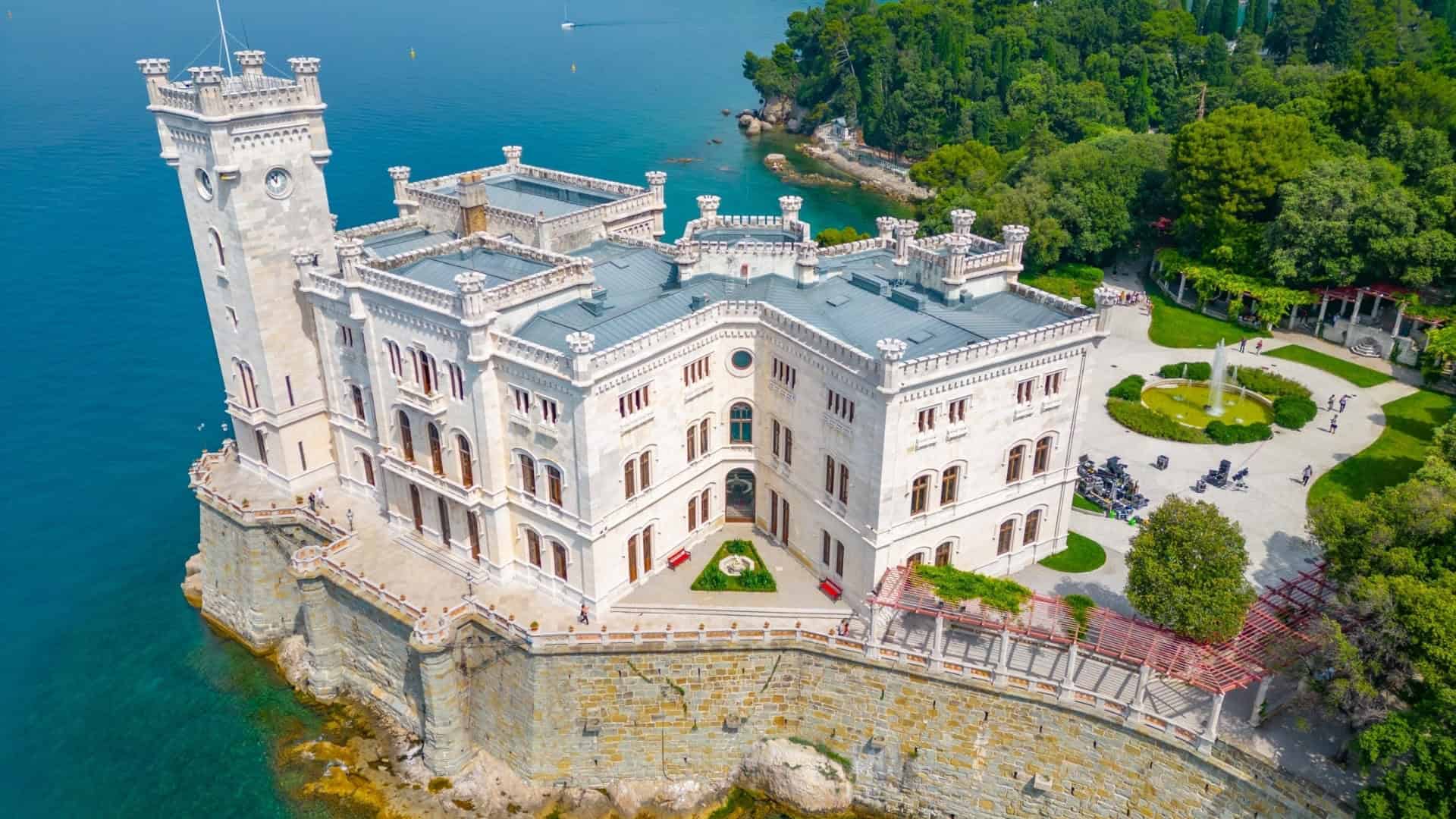 Il Museo Storico del Castello di Miramare a Trieste