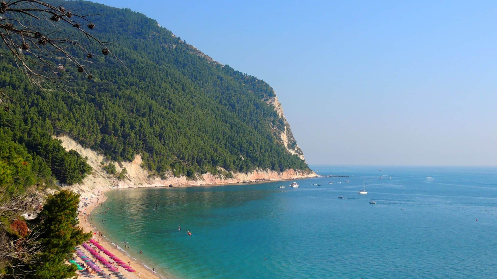 Panoramica della spiaggia San Michele