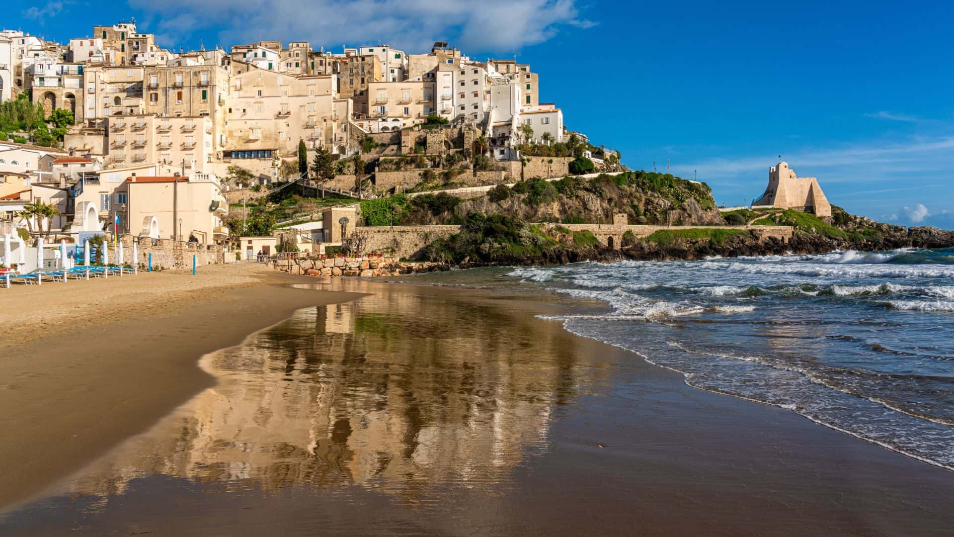 La cittadina di Sperlonga nel Lazio