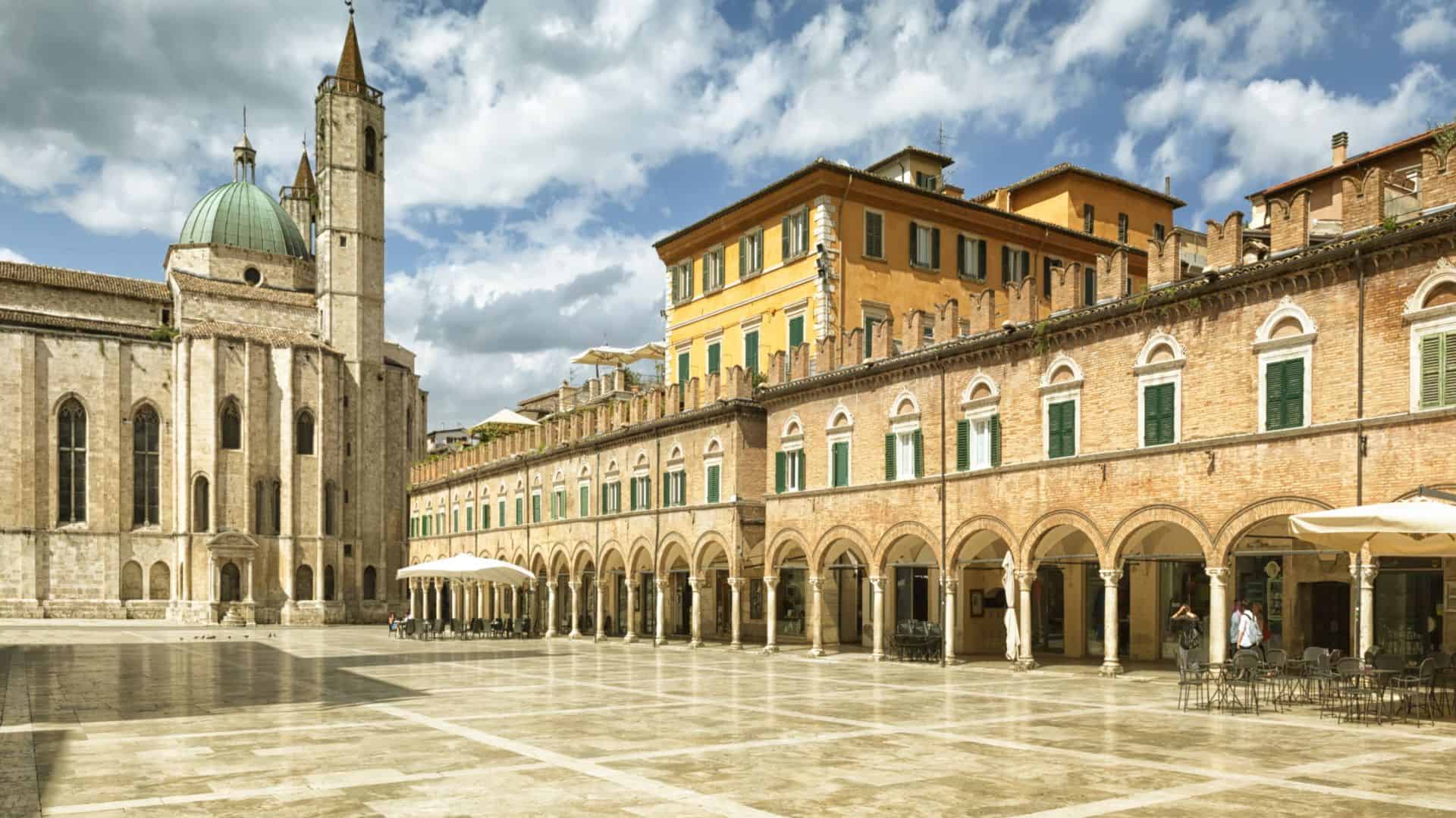 The square of Ascoli Piceno